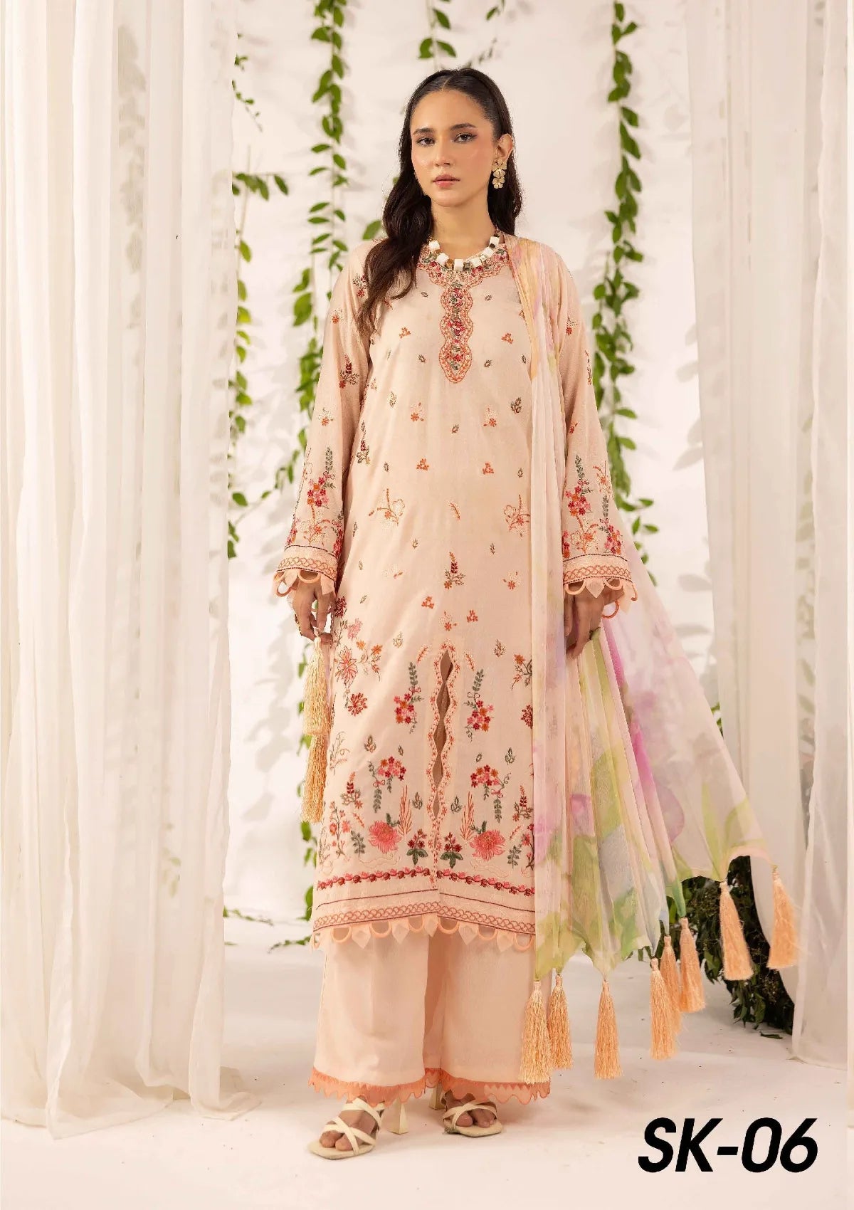 Khoobsurat Signature Karandi'25 SK-06