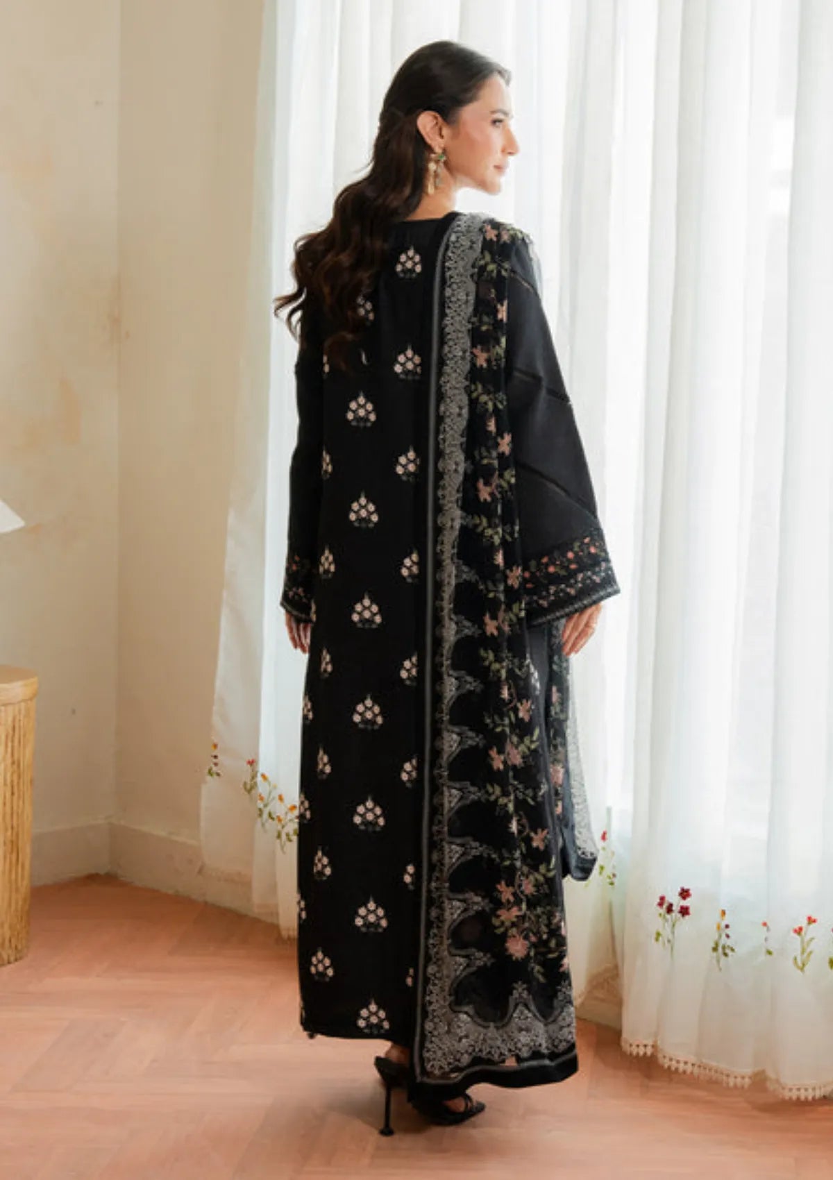 mohsin-saeed-fabrics-luxury-fashion-collection-daily-wear-wedding-and-formal-in-budget-This-product-is-from-yards-fall-florals-karandi25-d-08-risa-is-available-on-Mohsin-saeed-fabrics-website.