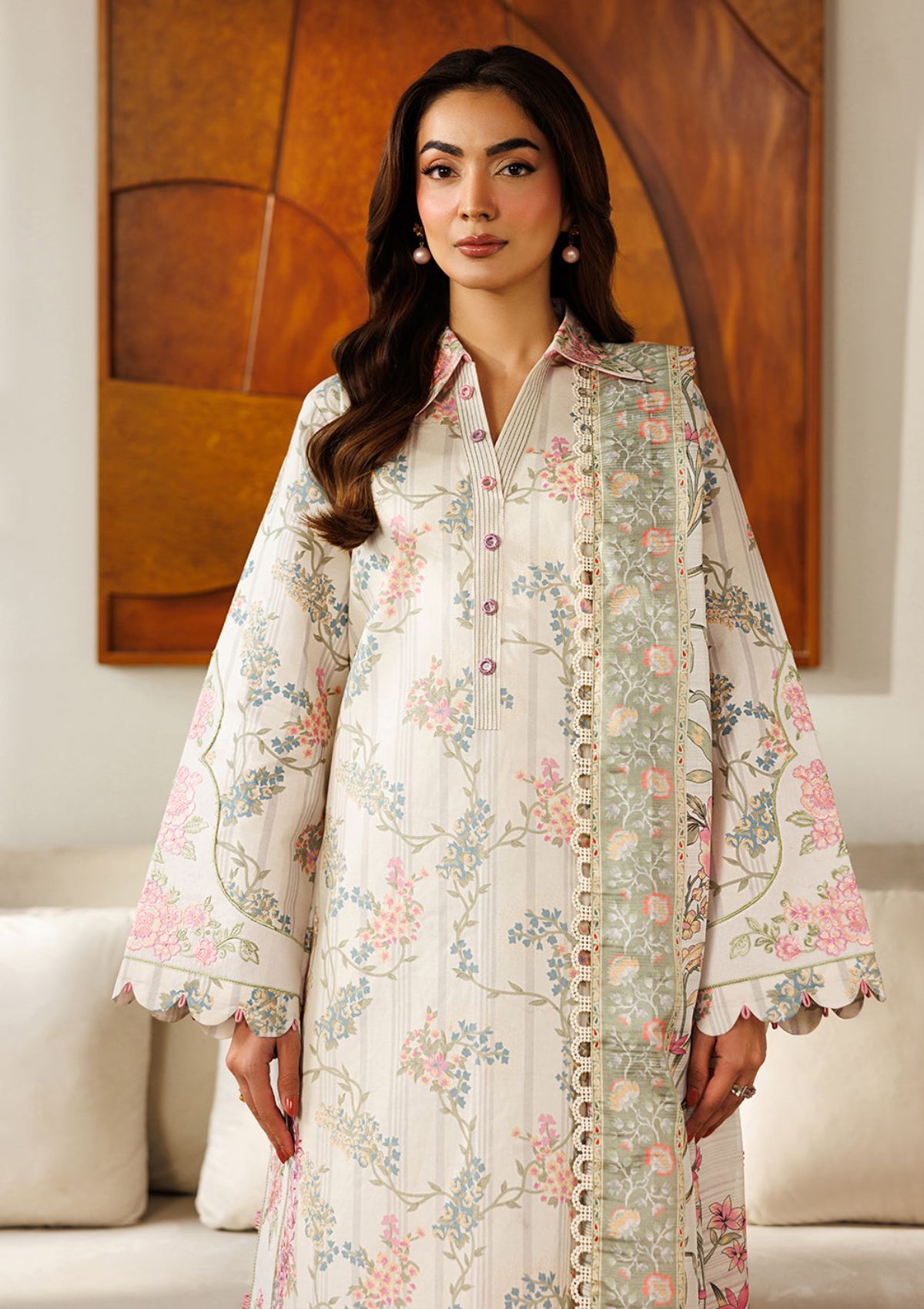 Mahnur Leila Lawn'26 L-03