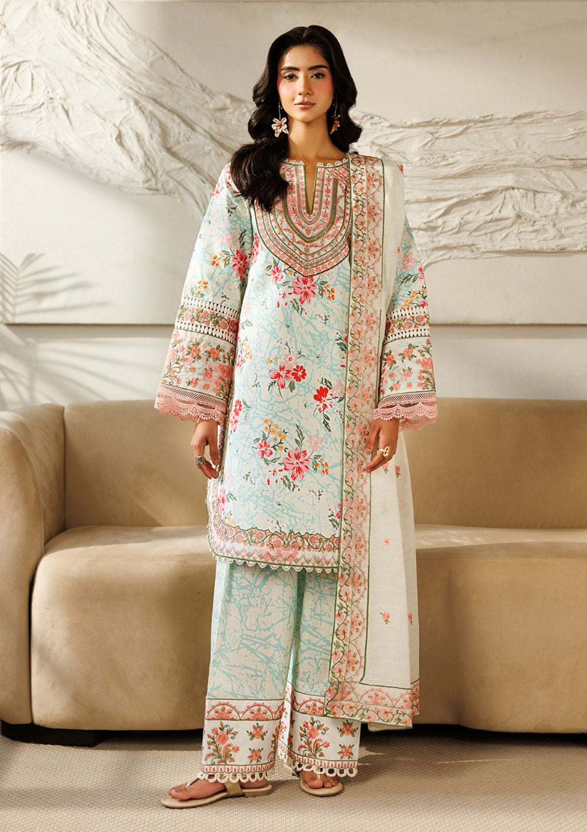 Mahnur Leila Lawn'26 L-05