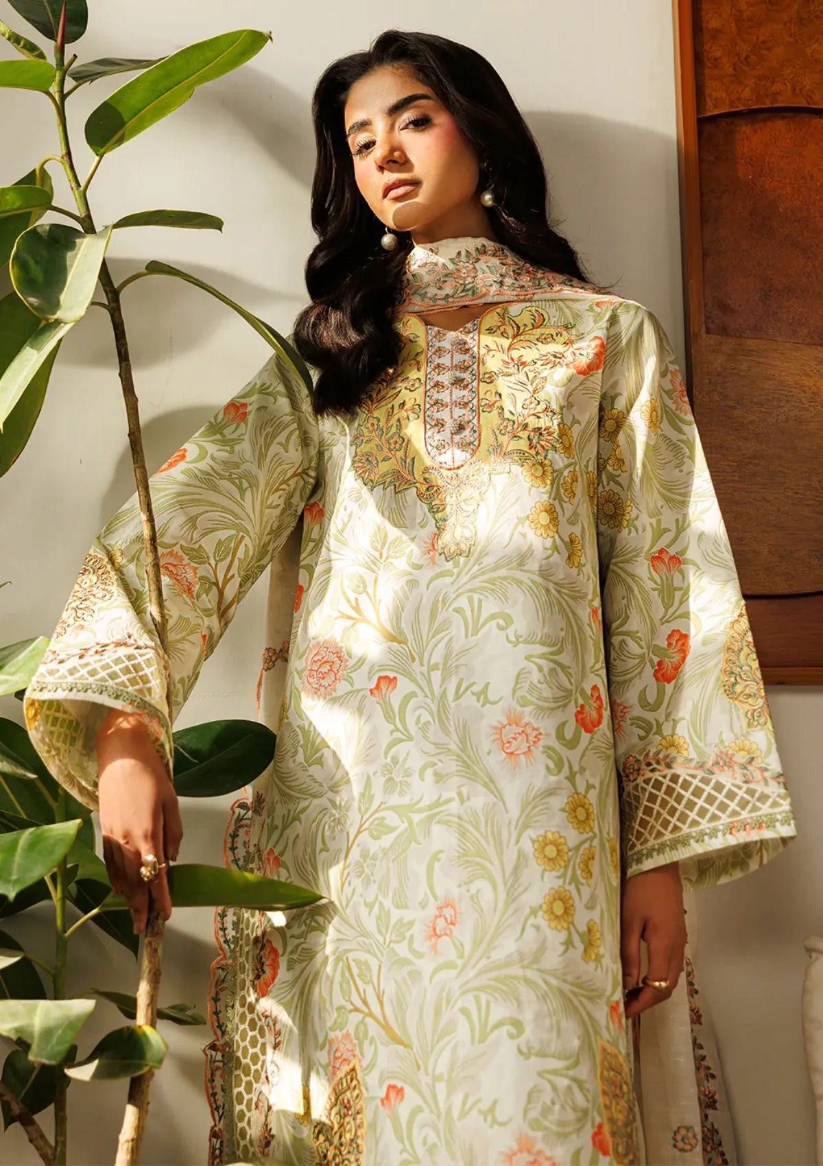 Mahnur Leila Lawn'26 L-11