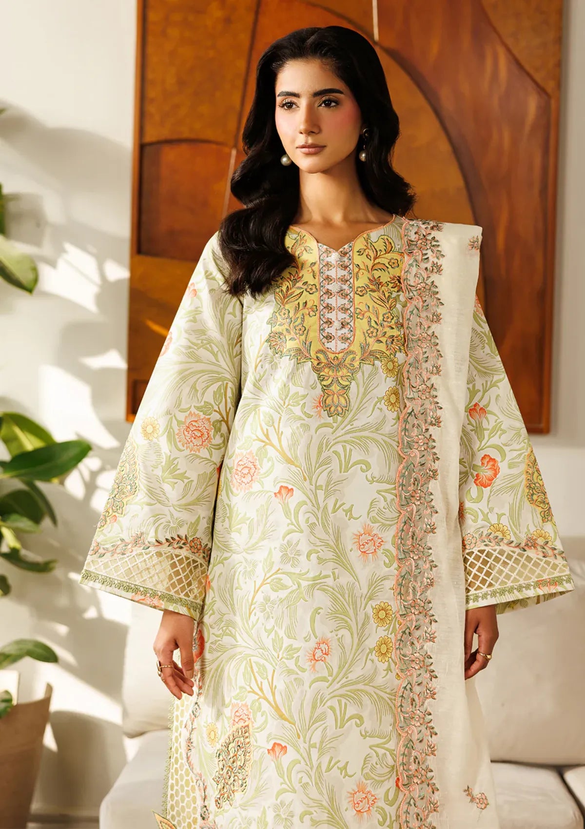 Mahnur Leila Lawn'26 L-11