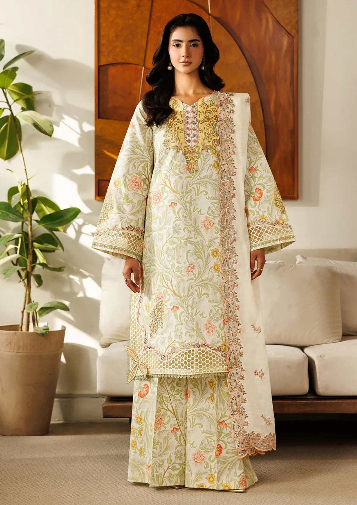 Mahnur Leila Lawn'26 L-11