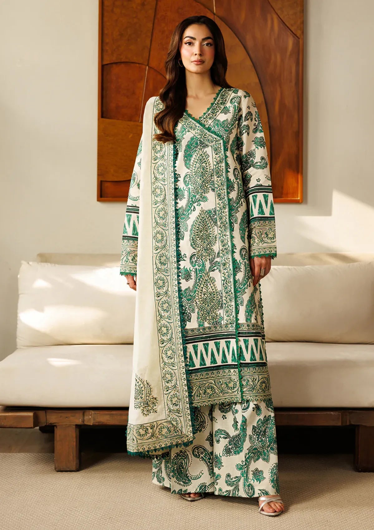 Mahnur Leila Lawn'26 L-14