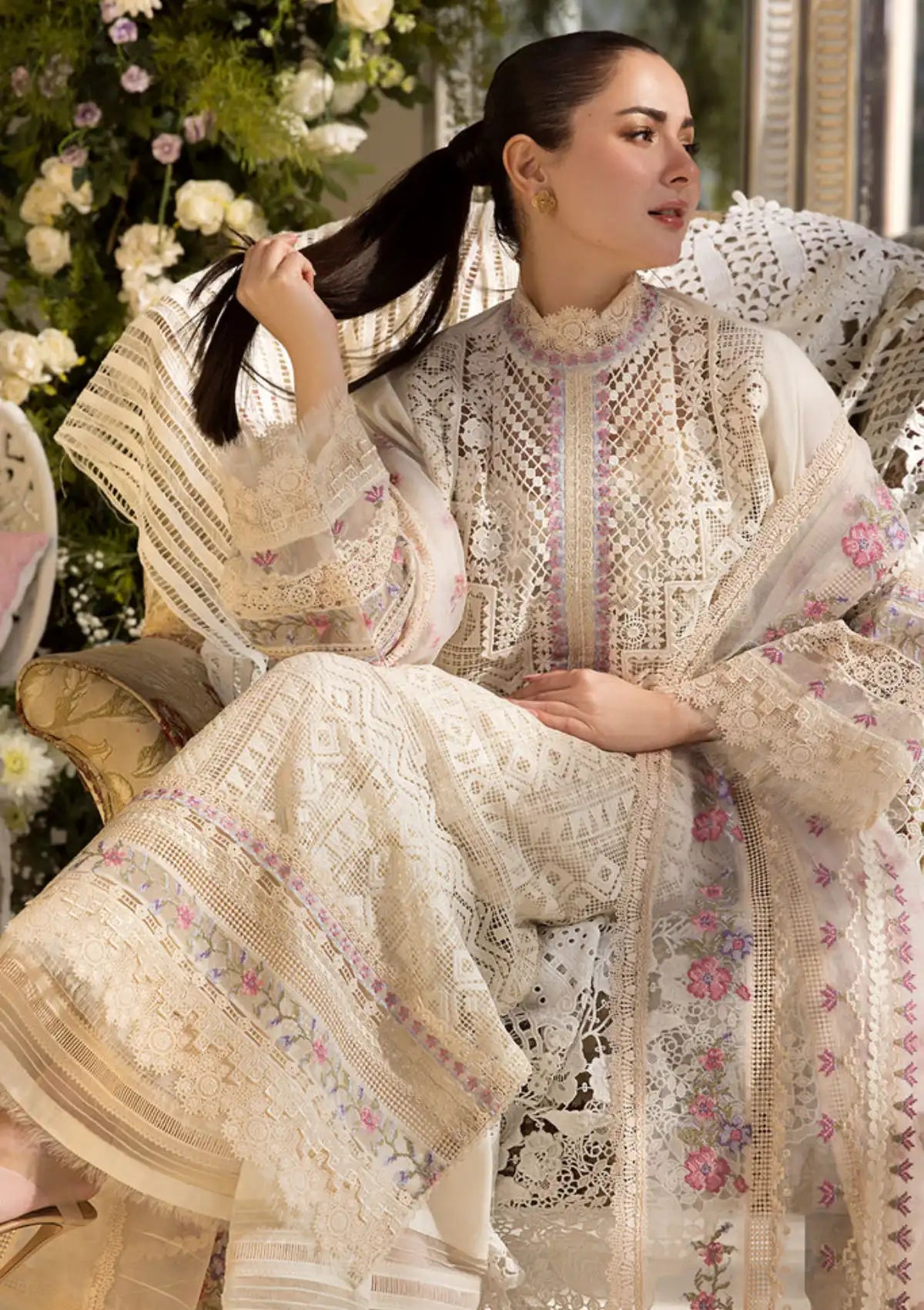 mohsin-saeed-fabrics-is-selling-online-and-in stores-Luxury-daily-wear-wedding-wear-formal-wear-in-budgeted-price-This-product-is-from-sobia-nazir-luxury-lawn25-d-11b-is-available-on-Mohsin-saeed-fabrics-website.