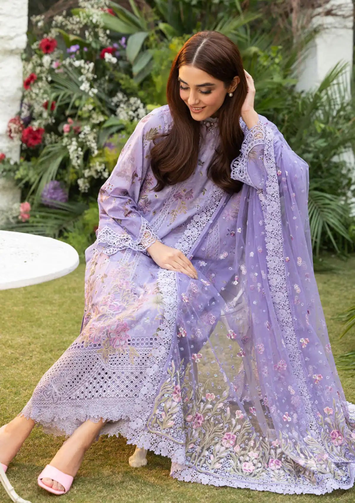 mohsin-saeed-fabrics-is-selling-online-and-in stores-Luxury-daily-wear-wedding-wear-formal-wear-in-budgeted-price-This-product-is-from-sobia-nazir-luxury-lawn25-d-15a-is-available-on-Mohsin-saeed-fabrics-website.