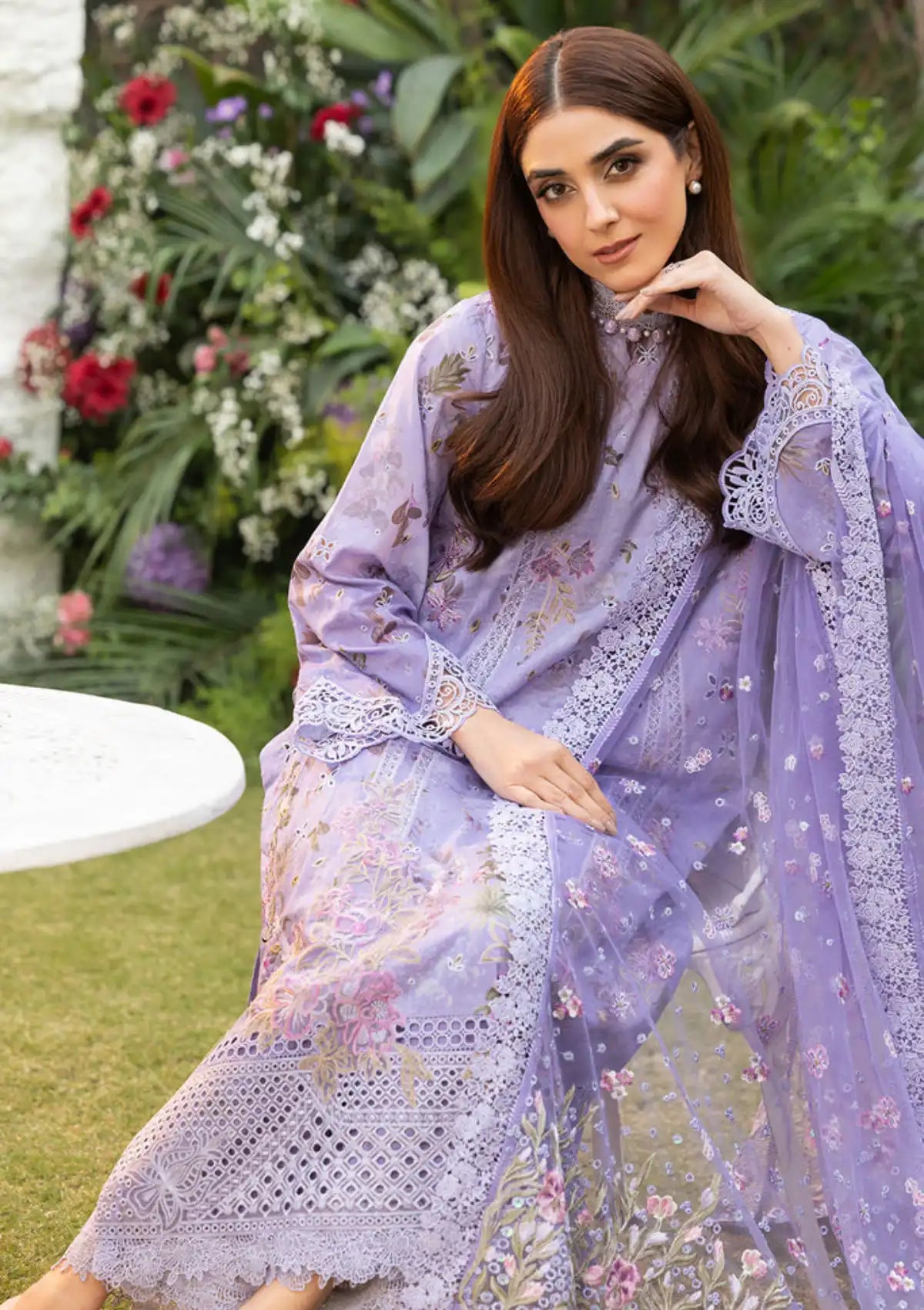 mohsin-saeed-fabrics-is-selling-online-and-in stores-Luxury-daily-wear-wedding-wear-formal-wear-in-budgeted-price-This-product-is-from-sobia-nazir-luxury-lawn25-d-15a-is-available-on-Mohsin-saeed-fabrics-website.