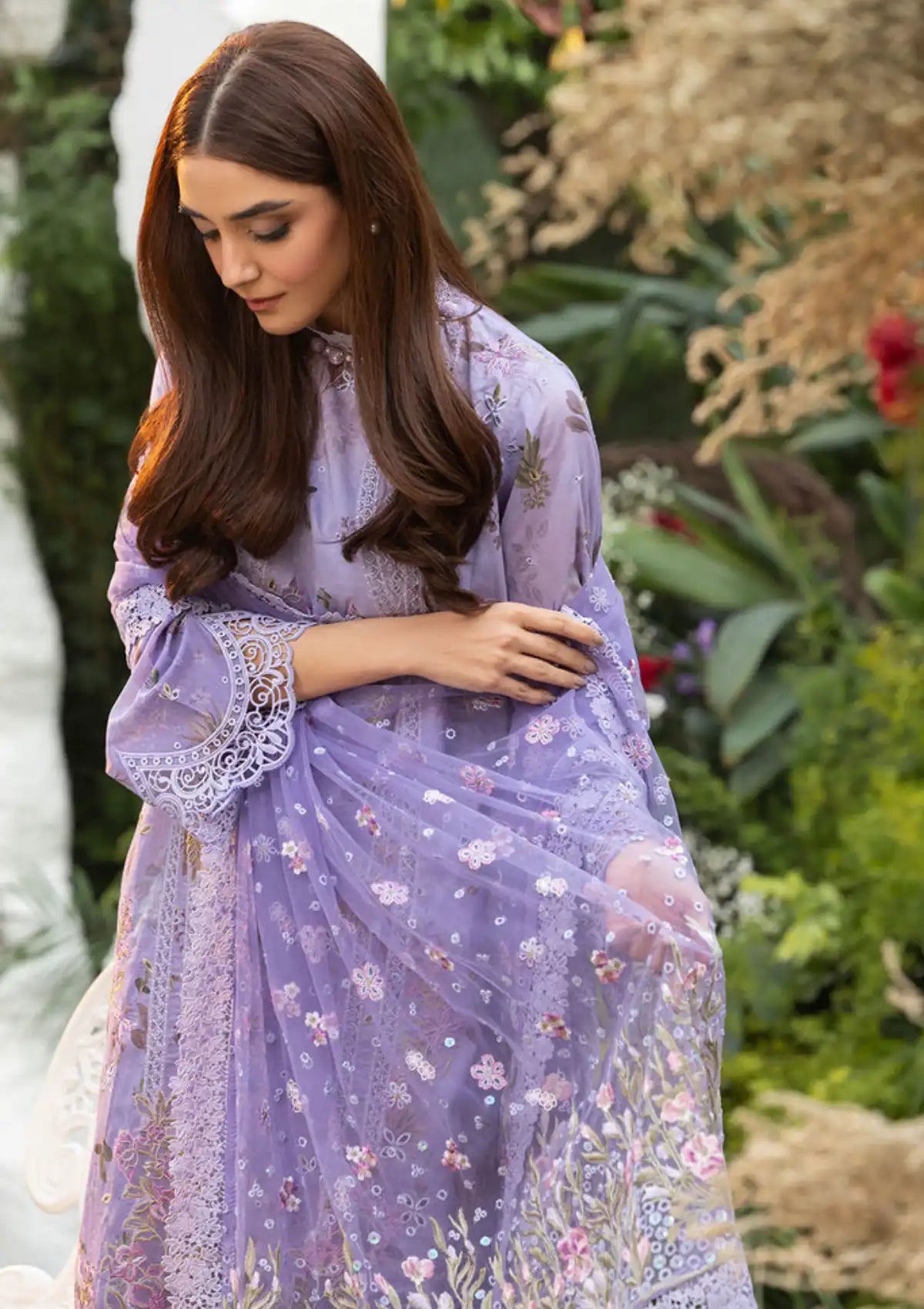 mohsin-saeed-fabrics-is-selling-online-and-in stores-Luxury-daily-wear-wedding-wear-formal-wear-in-budgeted-price-This-product-is-from-sobia-nazir-luxury-lawn25-d-15a-is-available-on-Mohsin-saeed-fabrics-website.