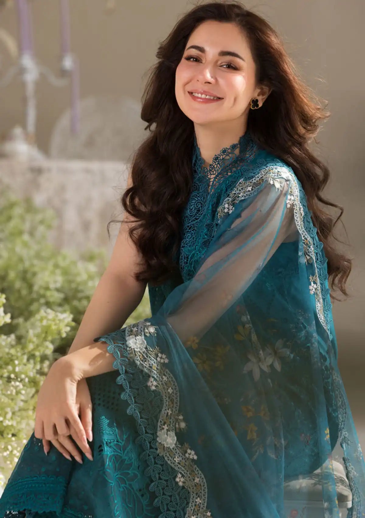 mohsin-saeed-fabrics-is-selling-online-and-in stores-Luxury-daily-wear-wedding-wear-formal-wear-in-budgeted-price-This-product-is-from-sobia-nazir-luxury-lawn25-d-2a-is-available-on-Mohsin-saeed-fabrics-website.