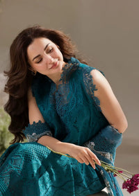 mohsin-saeed-fabrics-is-selling-online-and-in stores-Luxury-daily-wear-wedding-wear-formal-wear-in-budgeted-price-This-product-is-from-sobia-nazir-luxury-lawn25-d-2a-is-available-on-Mohsin-saeed-fabrics-website.