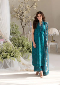 mohsin-saeed-fabrics-is-selling-online-and-in stores-Luxury-daily-wear-wedding-wear-formal-wear-in-budgeted-price-This-product-is-from-sobia-nazir-luxury-lawn25-d-2a-is-available-on-Mohsin-saeed-fabrics-website.