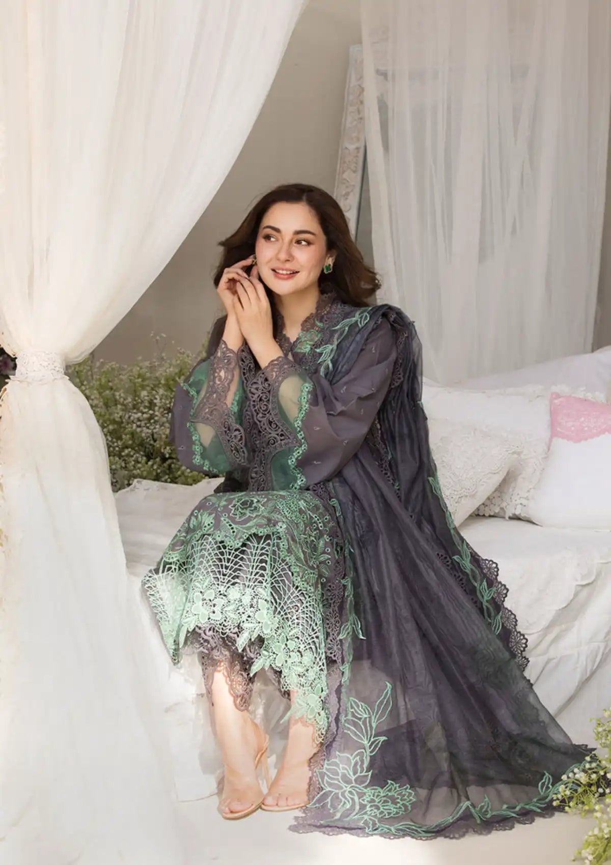 mohsin-saeed-fabrics-is-selling-online-and-in stores-Luxury-daily-wear-wedding-wear-formal-wear-in-budgeted-price-This-product-is-from-sobia-nazir-luxury-lawn25-d-3b-is-available-on-Mohsin-saeed-fabrics-website.