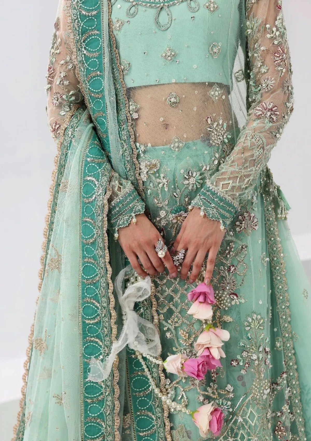 Sardinia L'amore Luxury Handwork Edit'25 D-07 Crystal Bloom