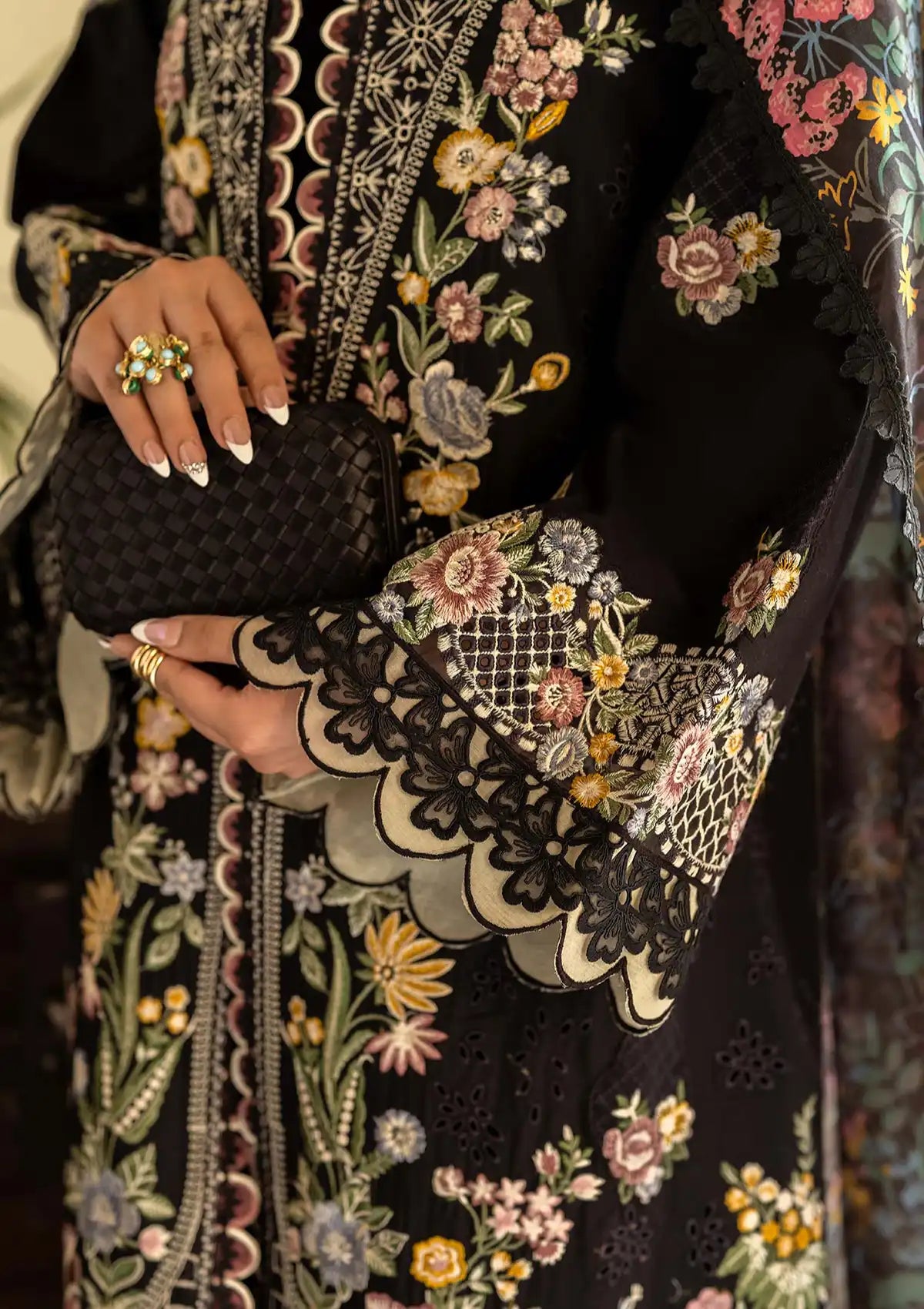 mohsin-saeed-fabrics-designer-daily-wear-formal-and-wedding-suits-within-budget-This-product-is-from-maryam-hussain-luxury-lawn-vol-225-d-07-koyal-is-available-on-Mohsin-saeed-fabrics-website.