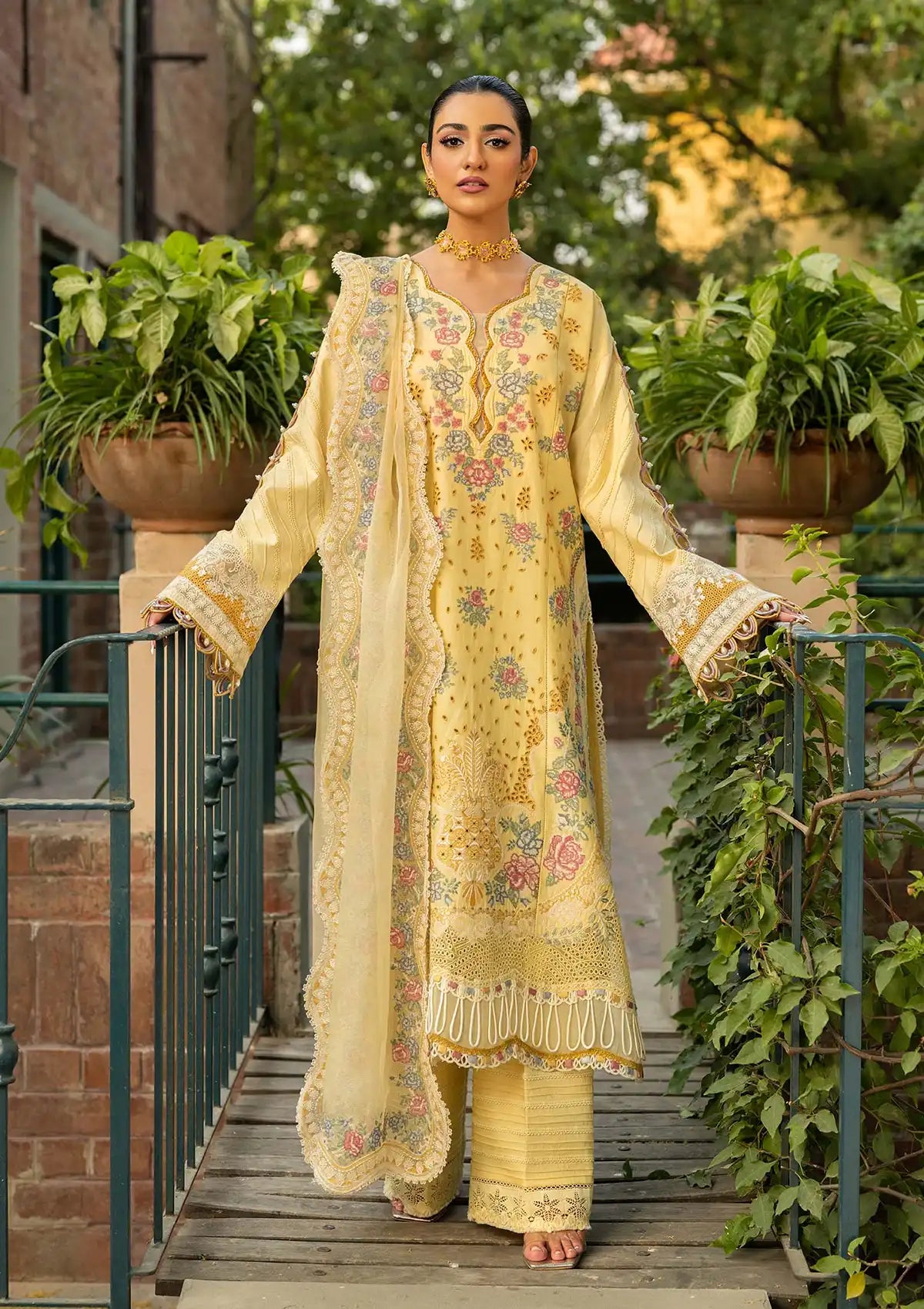 mohsin-saeed-fabrics-designer-daily-wear-formal-and-wedding-suits-within-budget-This-product-is-from-maryam-hussain-luxury-lawn-vol-225-d-05-marjaan-is-available-on-Mohsin-saeed-fabrics-website.