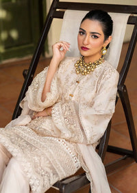 mohsin-saeed-fabrics-designer-daily-wear-formal-and-wedding-suits-within-budget-This-product-is-from-maryam-hussain-luxury-lawn-vol-225-d-02-raya-is-available-on-Mohsin-saeed-fabrics-website.