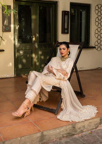mohsin-saeed-fabrics-designer-daily-wear-formal-and-wedding-suits-within-budget-This-product-is-from-maryam-hussain-luxury-lawn-vol-225-d-02-raya-is-available-on-Mohsin-saeed-fabrics-website.