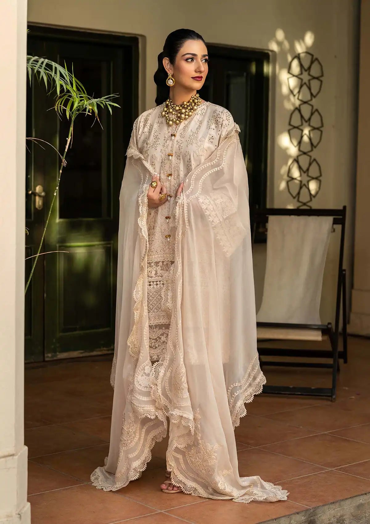 mohsin-saeed-fabrics-designer-daily-wear-formal-and-wedding-suits-within-budget-This-product-is-from-maryam-hussain-luxury-lawn-vol-225-d-02-raya-is-available-on-Mohsin-saeed-fabrics-website.