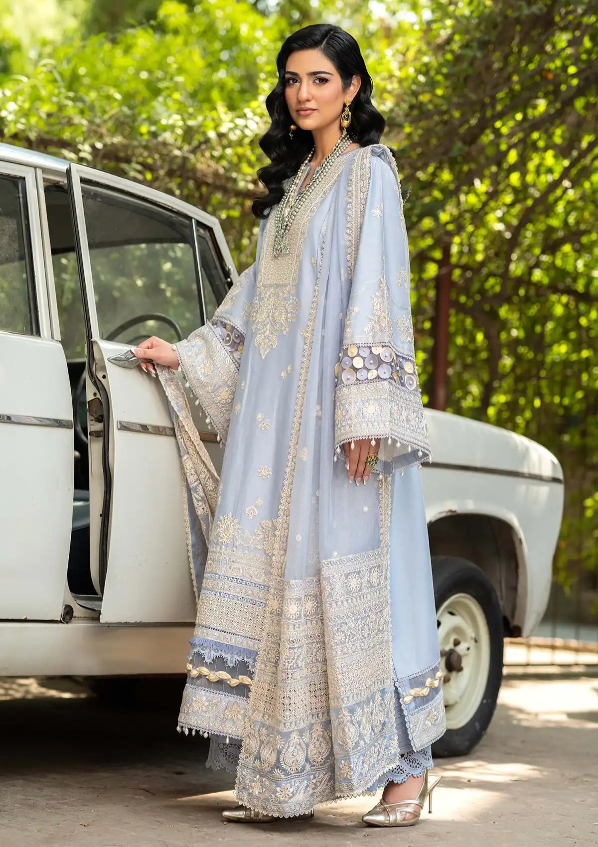mohsin-saeed-fabrics-designer-daily-wear-formal-and-wedding-suits-within-budget-This-product-is-from-maryam-hussain-luxury-lawn-vol-225-d-06-badal-is-available-on-Mohsin-saeed-fabrics-website.