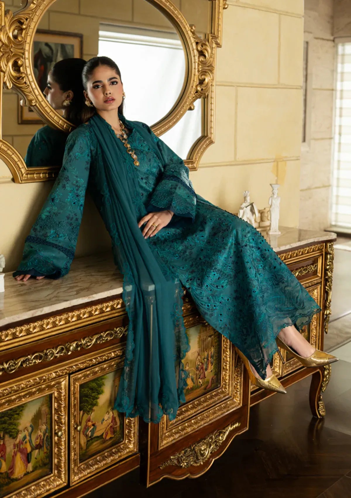 Rang Rasiya Carnation Eid Edit'26 D-16 LIARO