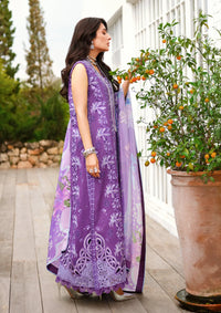 Mushq Amoi Held by Love'26 D-10 Lovers Lane