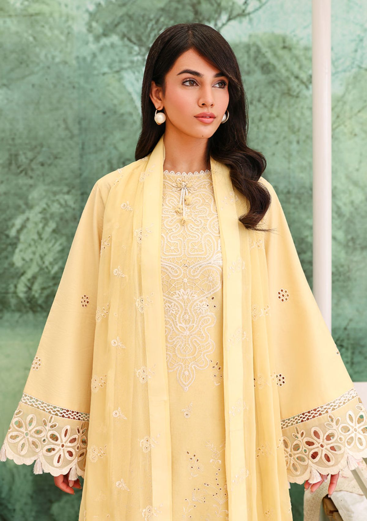 Roheenaz Veil Of Summer'26 D-02 Lumiere Yellow