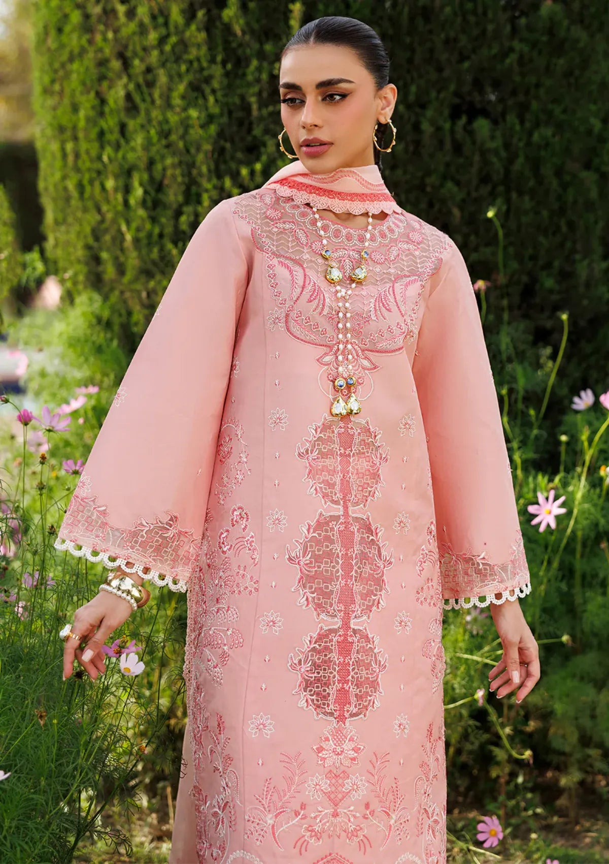 Mahnur Morbagh Luxury Lawn'26 M-05