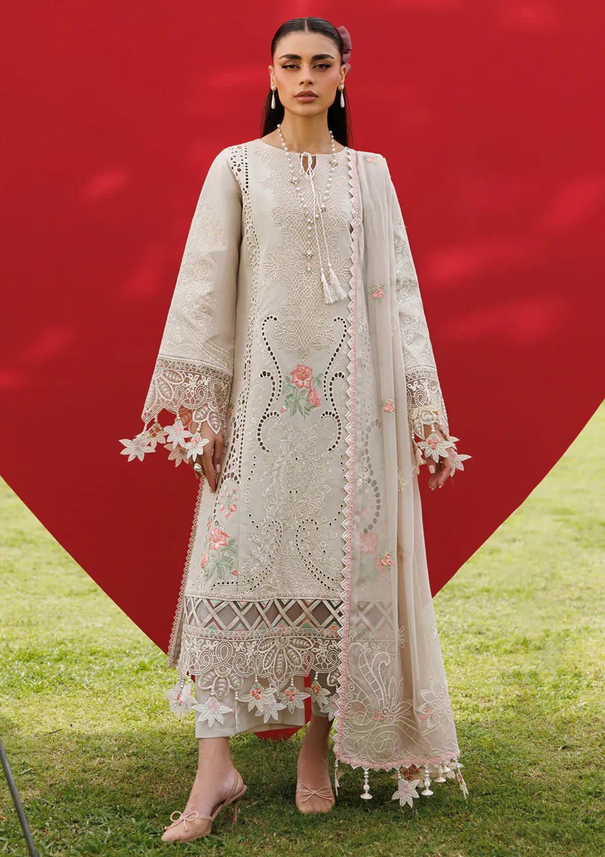 Mahnur Morbagh Luxury Lawn'26 M-07