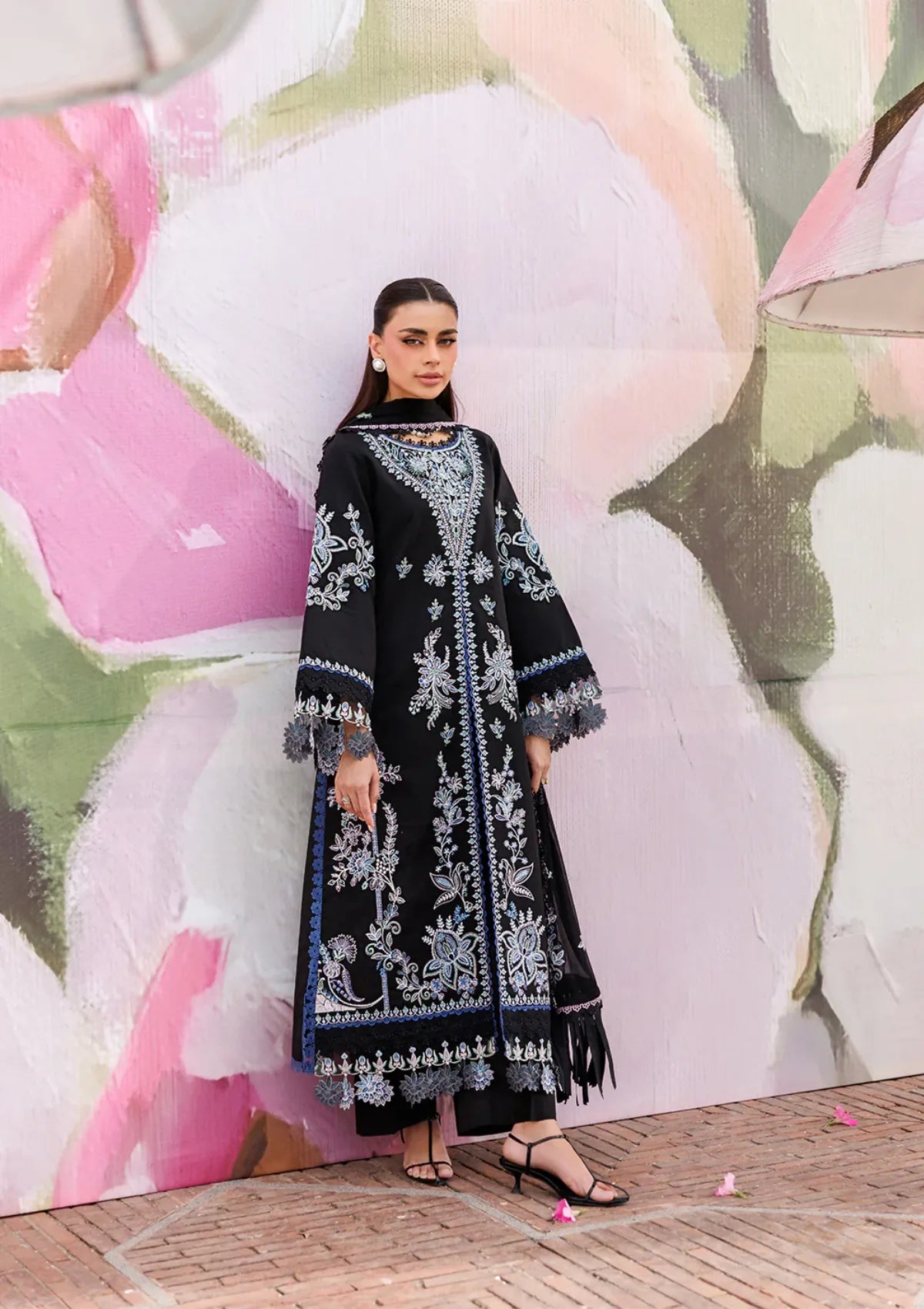 Mahnur Morbagh Luxury Lawn'26 M-08