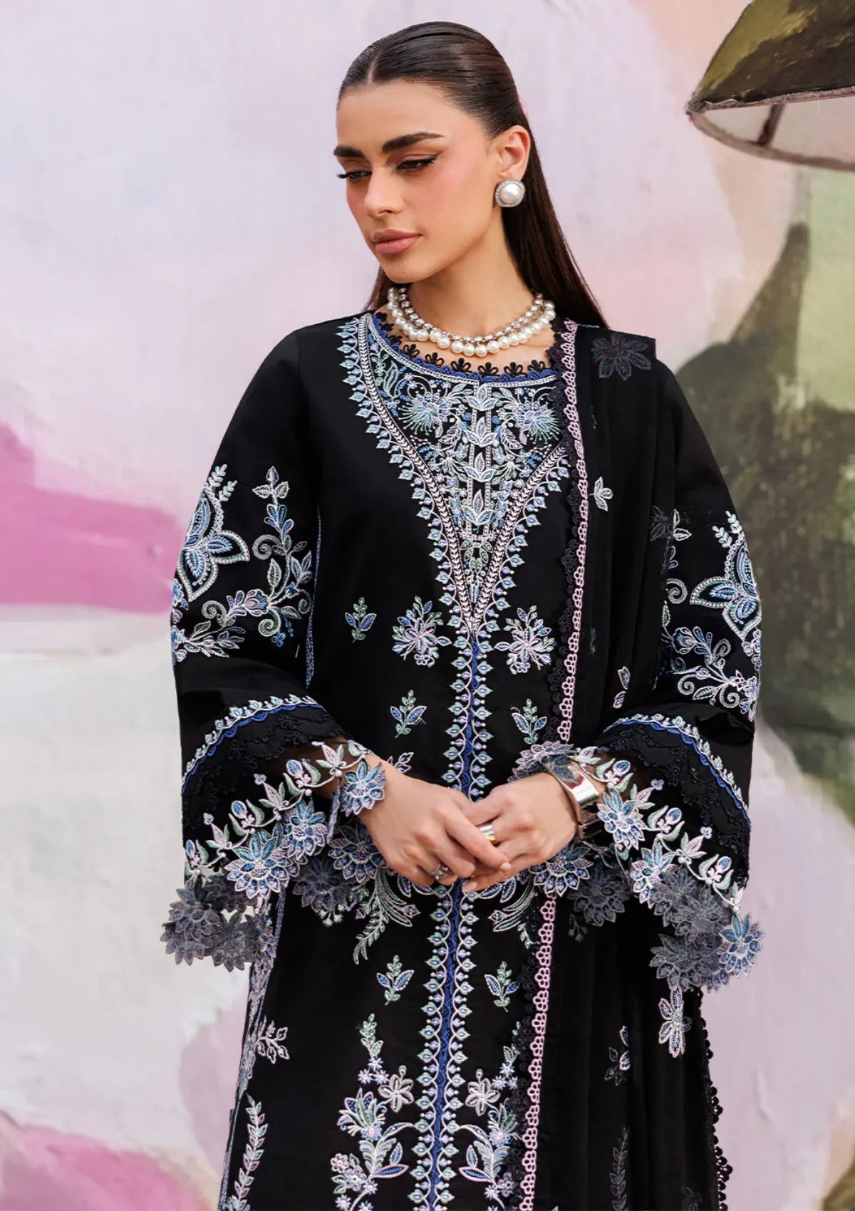 Mahnur Morbagh Luxury Lawn'26 M-08