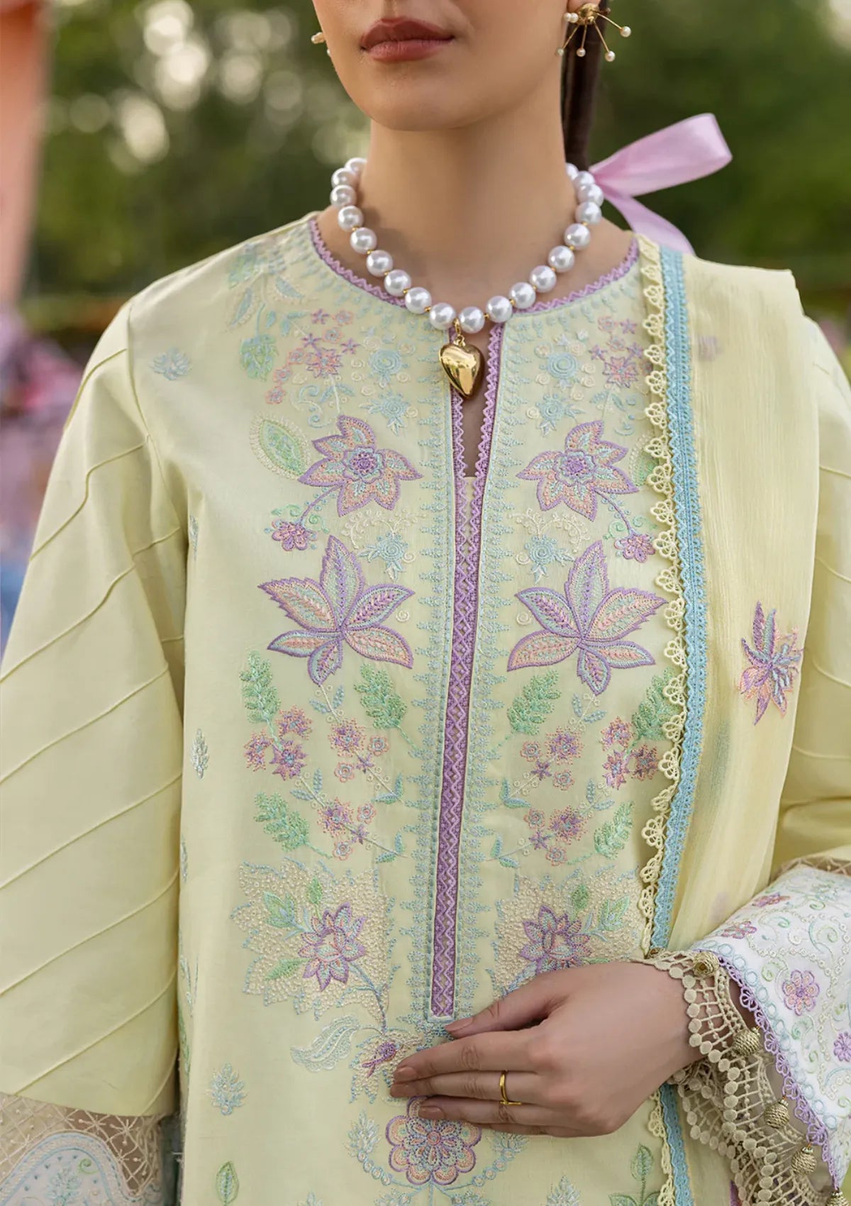 Mahnur Morbagh Luxury Lawn'26 M-12