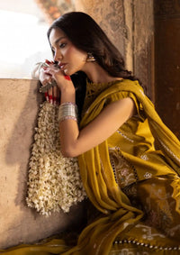 mohsin-saeed-fabrics-affordable-luxury-outfits-for-daily-formal-and-wedding-wear-This-product-is-from-parishay-mastani-luxury-lawn25-ma-03-is-available-on-Mohsin-saeed-fabrics-website.