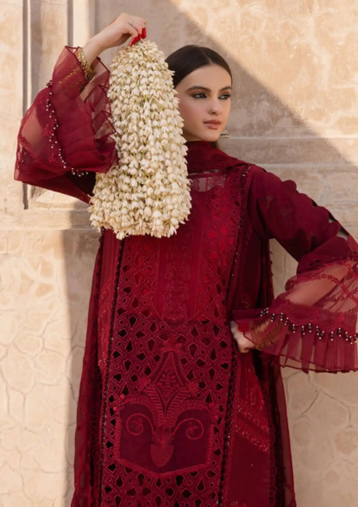 mohsin-saeed-fabrics-affordable-luxury-outfits-for-daily-formal-and-wedding-wear-This-product-is-from-parishay-mastani-luxury-lawn25-ma-05-is-available-on-Mohsin-saeed-fabrics-website.