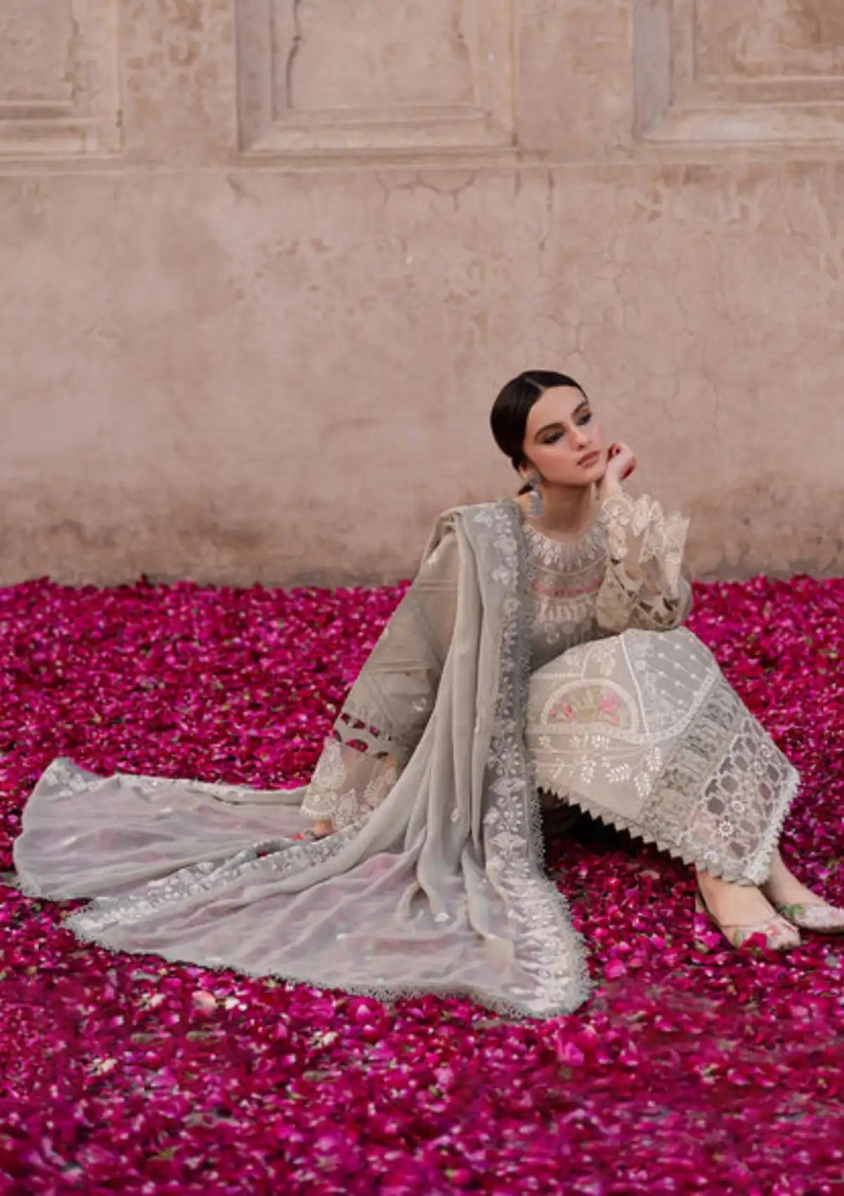 mohsin-saeed-fabrics-affordable-luxury-outfits-for-daily-formal-and-wedding-wear-This-product-is-from-parishay-mastani-luxury-lawn25-ma-06-is-available-on-Mohsin-saeed-fabrics-website.