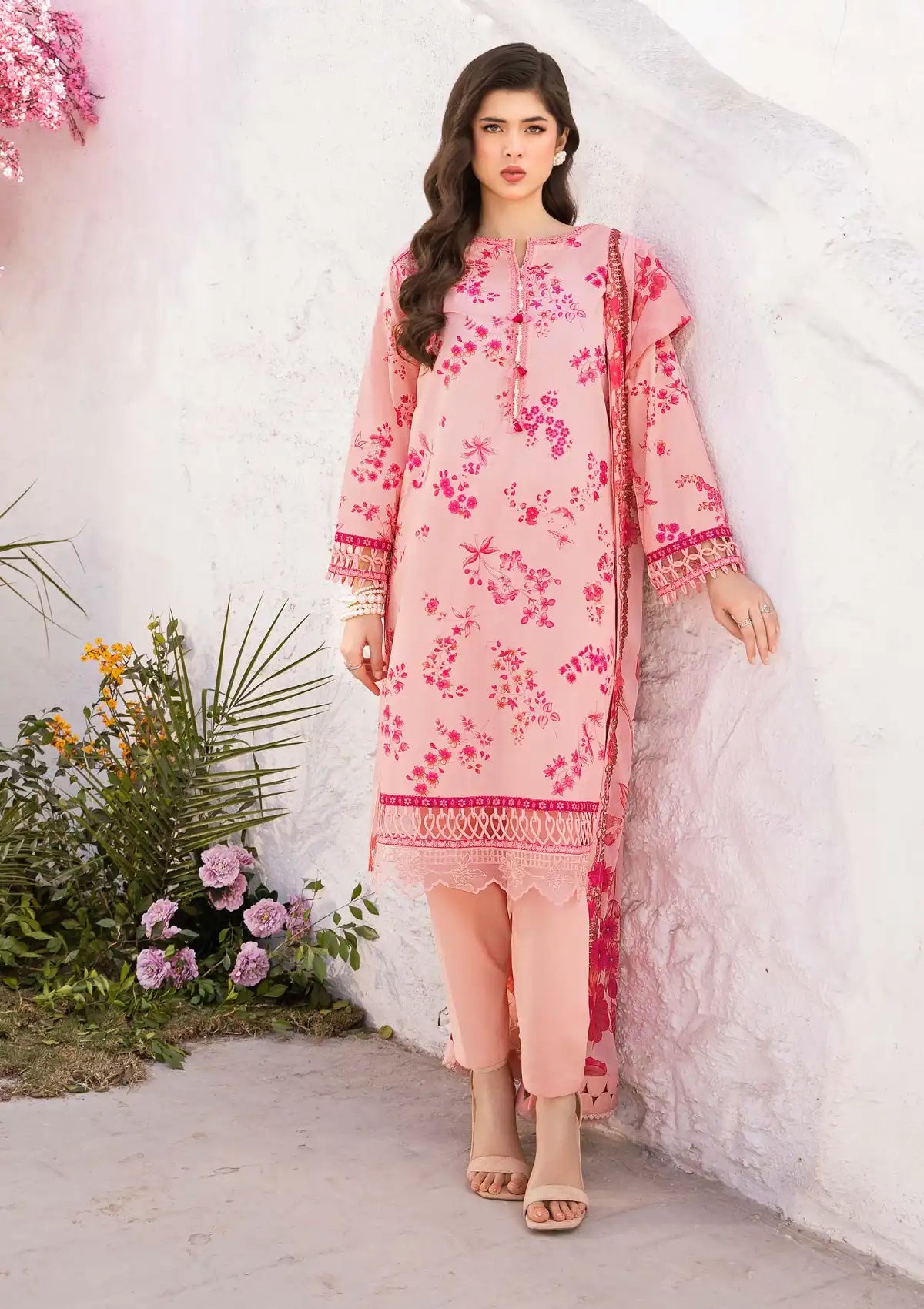 mohsin-saeed-fabrics-luxury-fashion-collection-daily-wear-wedding-and-formal-in-budget-This-product-is-from-maria-b-m-basic-lawn25-vol-1-9-a-is-available-on-Mohsin-saeed-fabrics-website.