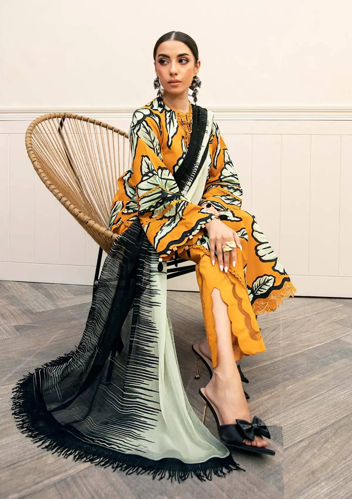 mohsin-saeed-fabrics-designer-daily-wear-formal-and-wedding-suits-within-budget-This-product-is-from-maria-b-m-basic-eid-lawn25-d-2a-is-available-on-Mohsin-saeed-fabrics-website.