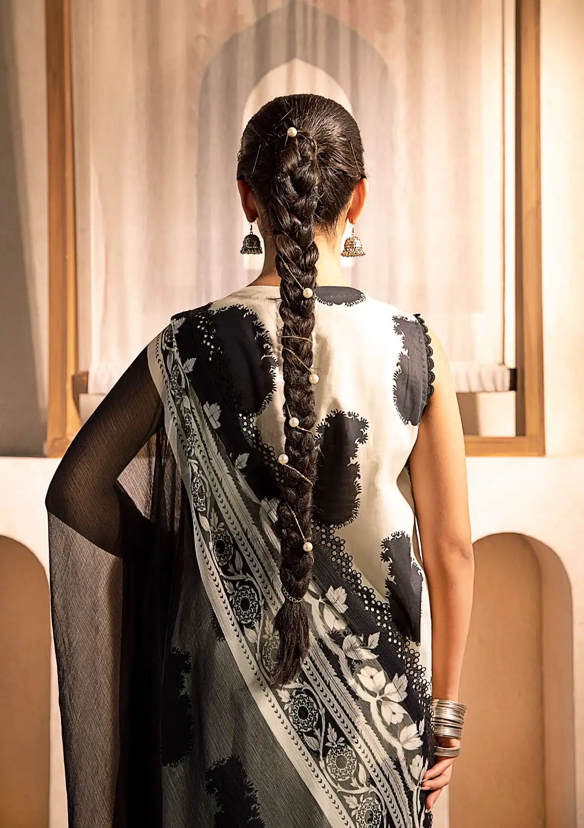 mohsin-saeed-fabrics-designer-daily-wear-formal-and-wedding-suits-within-budget-This-product-is-from-maria-b-m-basic-eid-lawn25-d-11b-is-available-on-Mohsin-saeed-fabrics-website.
