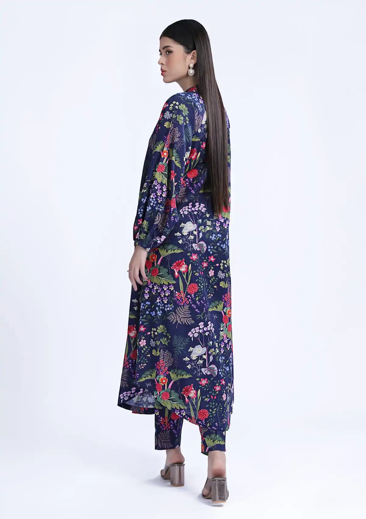 Maria.B M Basics Winter‘23 D-01-B - Mohsin Saeed Fabrics