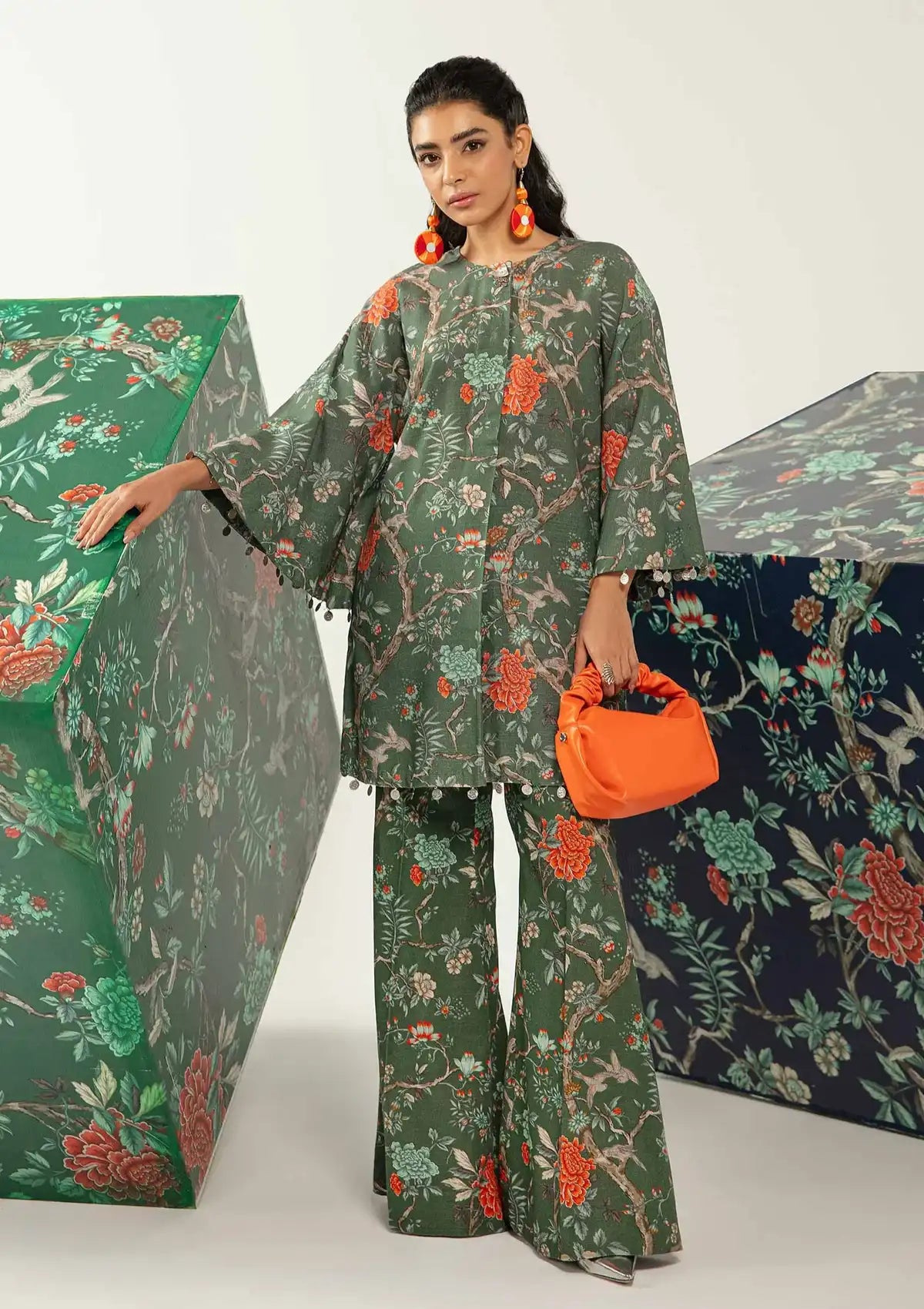 Maria.B M Basics Winter‘23 D-02-B - Mohsin Saeed Fabrics