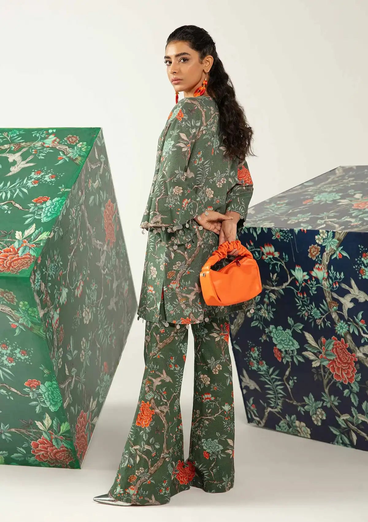 Maria.B M Basics Winter‘23 D-02-B - Mohsin Saeed Fabrics