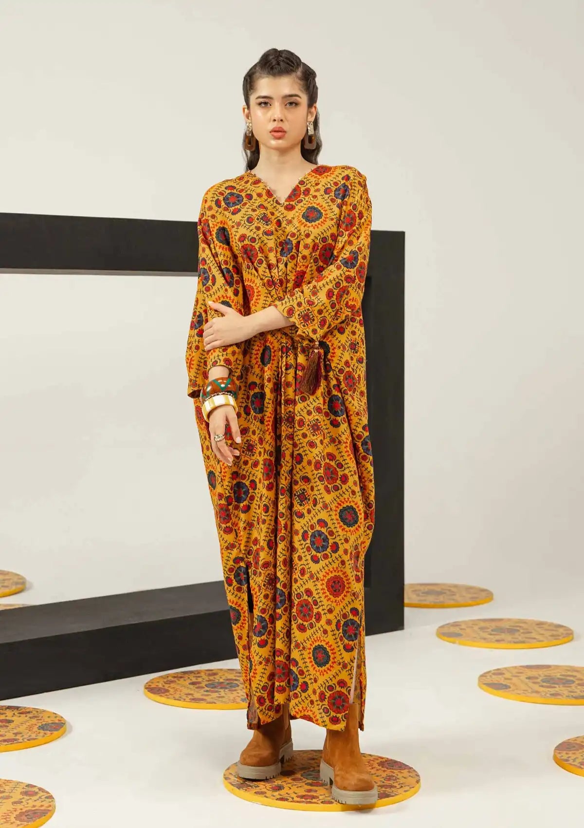 Maria.B M Basics Winter‘23 D-03-B - Mohsin Saeed Fabrics