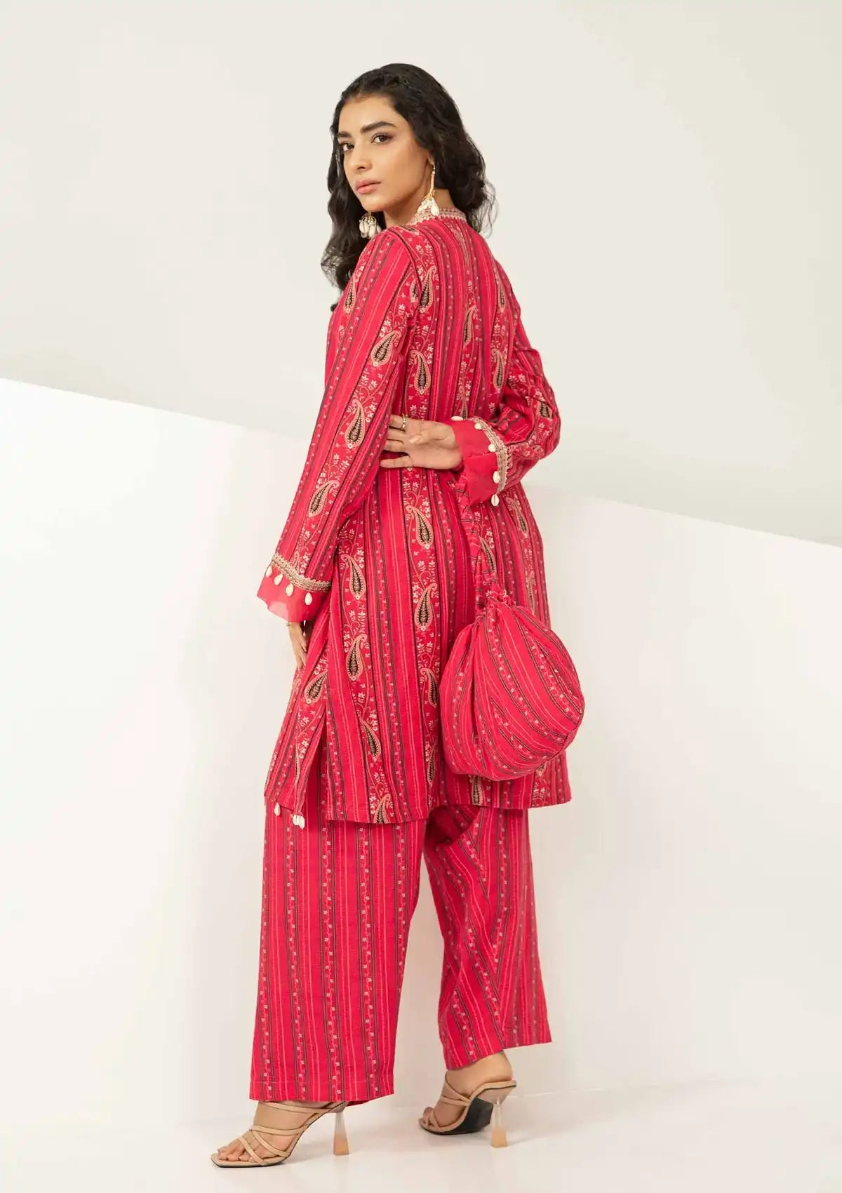 Maria.B M Basics Winter‘23 D-06-A - Mohsin Saeed Fabrics