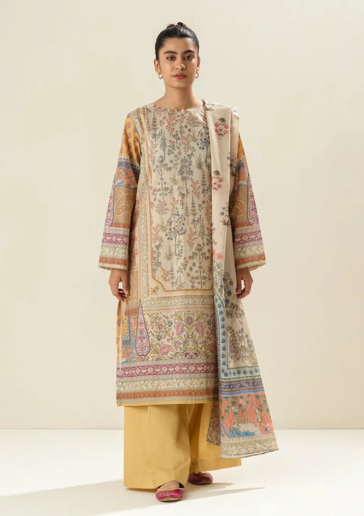 mohsin-saeed-fabrics-is-selling-online-and-in stores-Luxury-daily-wear-wedding-wear-formal-wear-in-budgeted-price-This-product-is-from-beechtree-printed-lawn-25-d-08-is-available-on-Mohsin-saeed-fabrics-website.