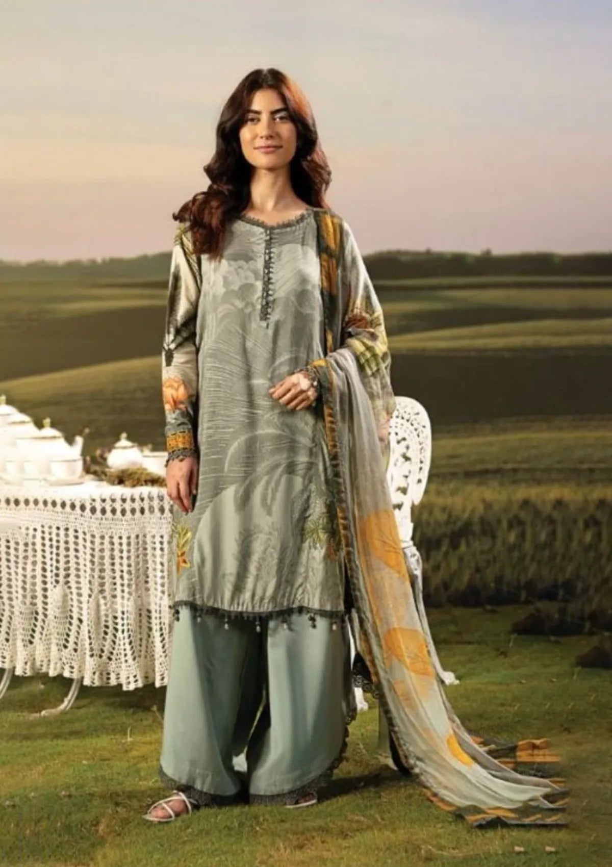 mohsin-saeed-fabrics-is-selling-online-and-in stores-Luxury-daily-wear-wedding-wear-formal-wear-in-budgeted-price-This-product-is-from-maria-b-m-basic-pre-fall25-d-6a-is-available-on-Mohsin-saeed-fabrics-website.