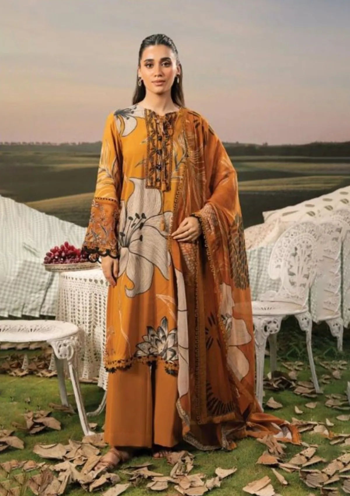Pre-Fall'25 D-8A – Mohsin Saeed Fabrics