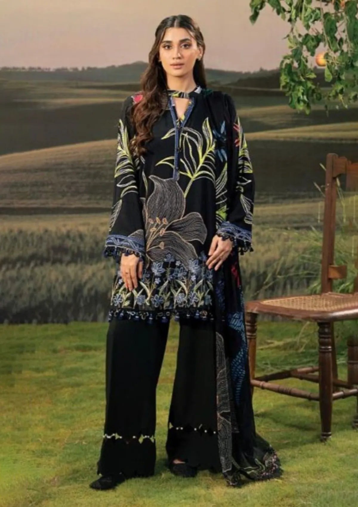 mohsin-saeed-fabrics-is-selling-online-and-in stores-Luxury-daily-wear-wedding-wear-formal-wear-in-budgeted-price-This-product-is-from-maria-b-m-basic-pre-fall25-d-8b-is-available-on-Mohsin-saeed-fabrics-website.