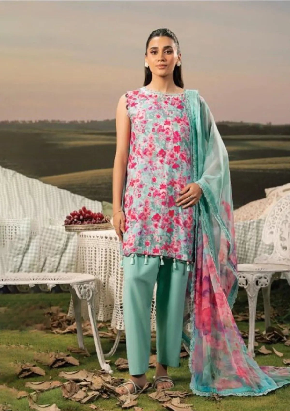 mohsin-saeed-fabrics-is-selling-online-and-in stores-Luxury-daily-wear-wedding-wear-formal-wear-in-budgeted-price-This-product-is-from-maria-b-m-basic-pre-fall25-d-10a-is-available-on-Mohsin-saeed-fabrics-website.