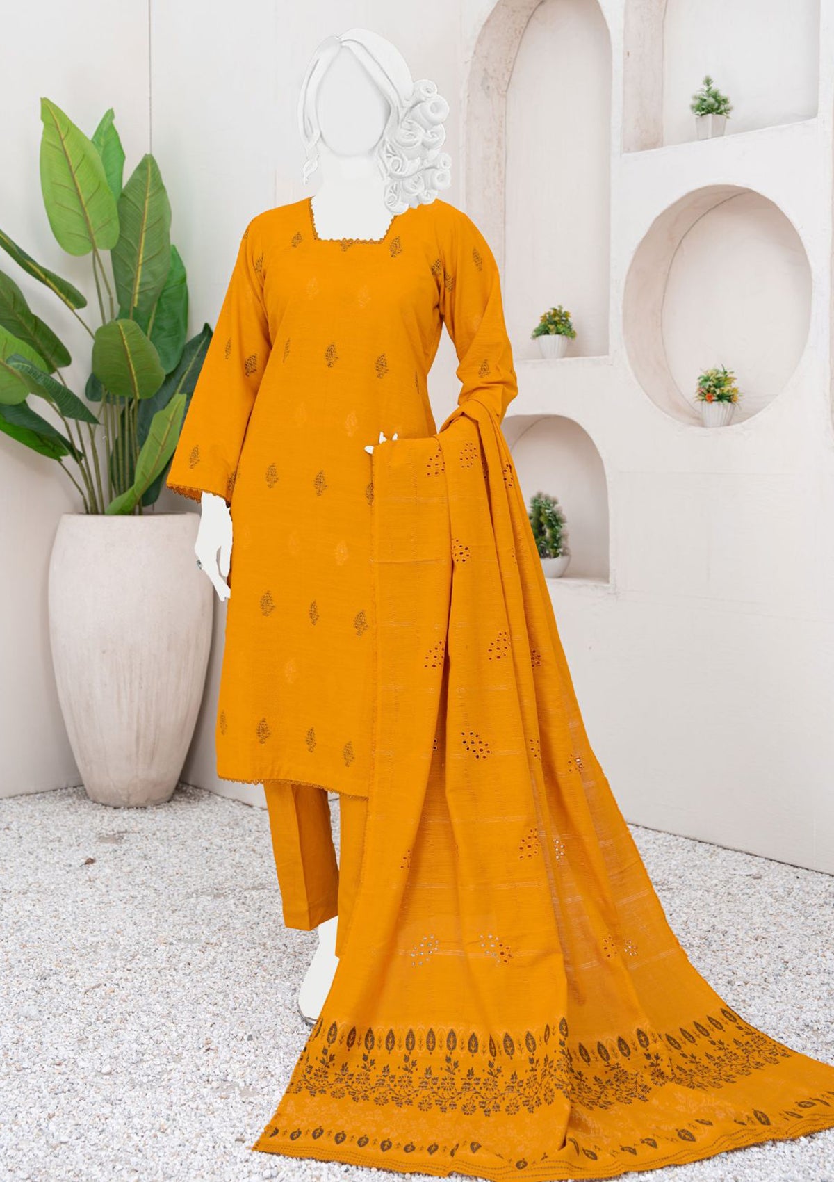 Mehwish Emb Khaddar'24 D-30225