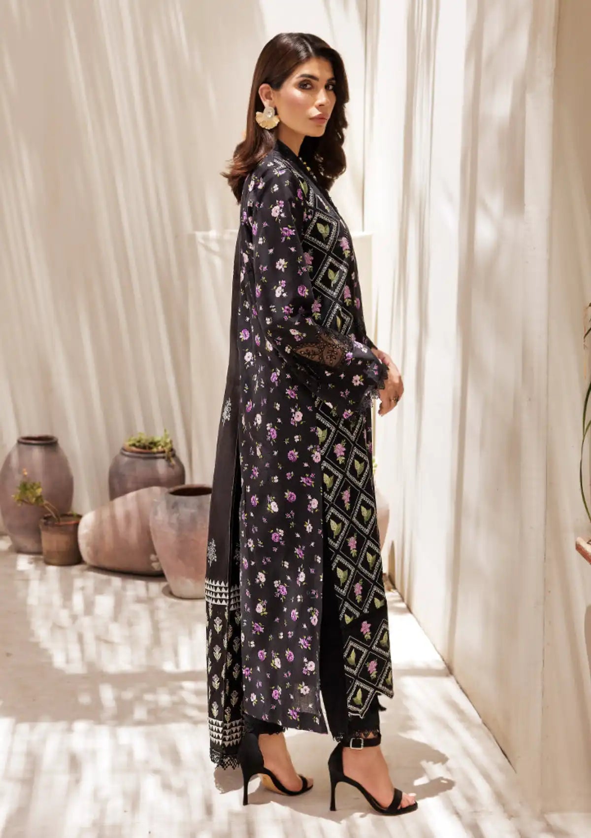 mohsin-saeed-fabrics-designer-daily-wear-formal-and-wedding-suits-within-budget-This-product-is-from-nissa-chikankari-edition25-is-available-on-Mohsin-saeed-fabrics-website.