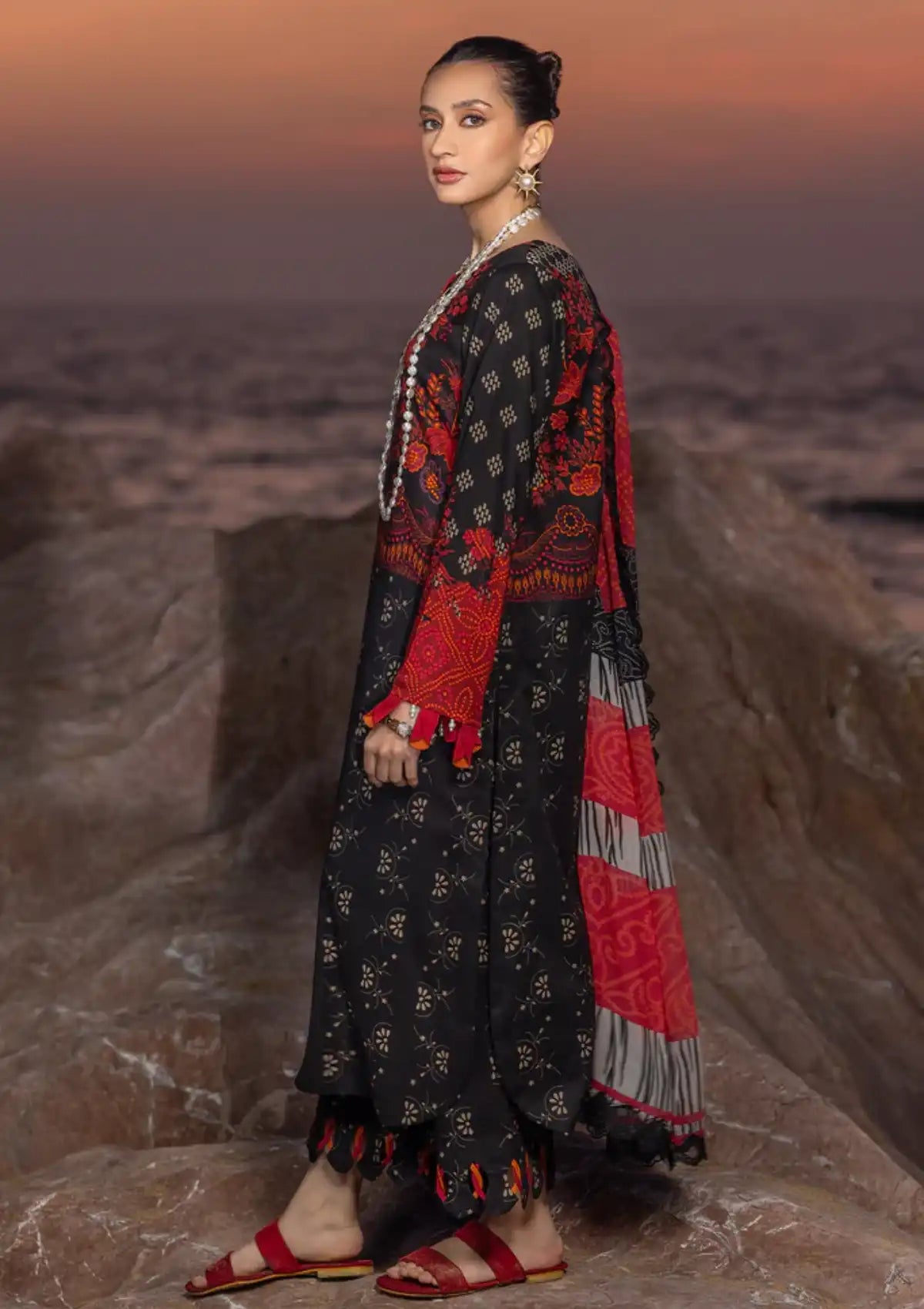 Charizma Print Melody Lawn'24 Vol-03 PM4-25 - Mohsin Saeed Fabrics